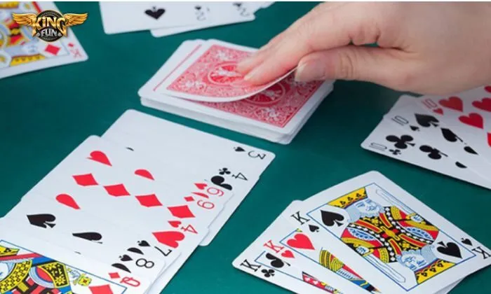 Hướng dẫn chơi bài Phỏm Kingfun đơn giản